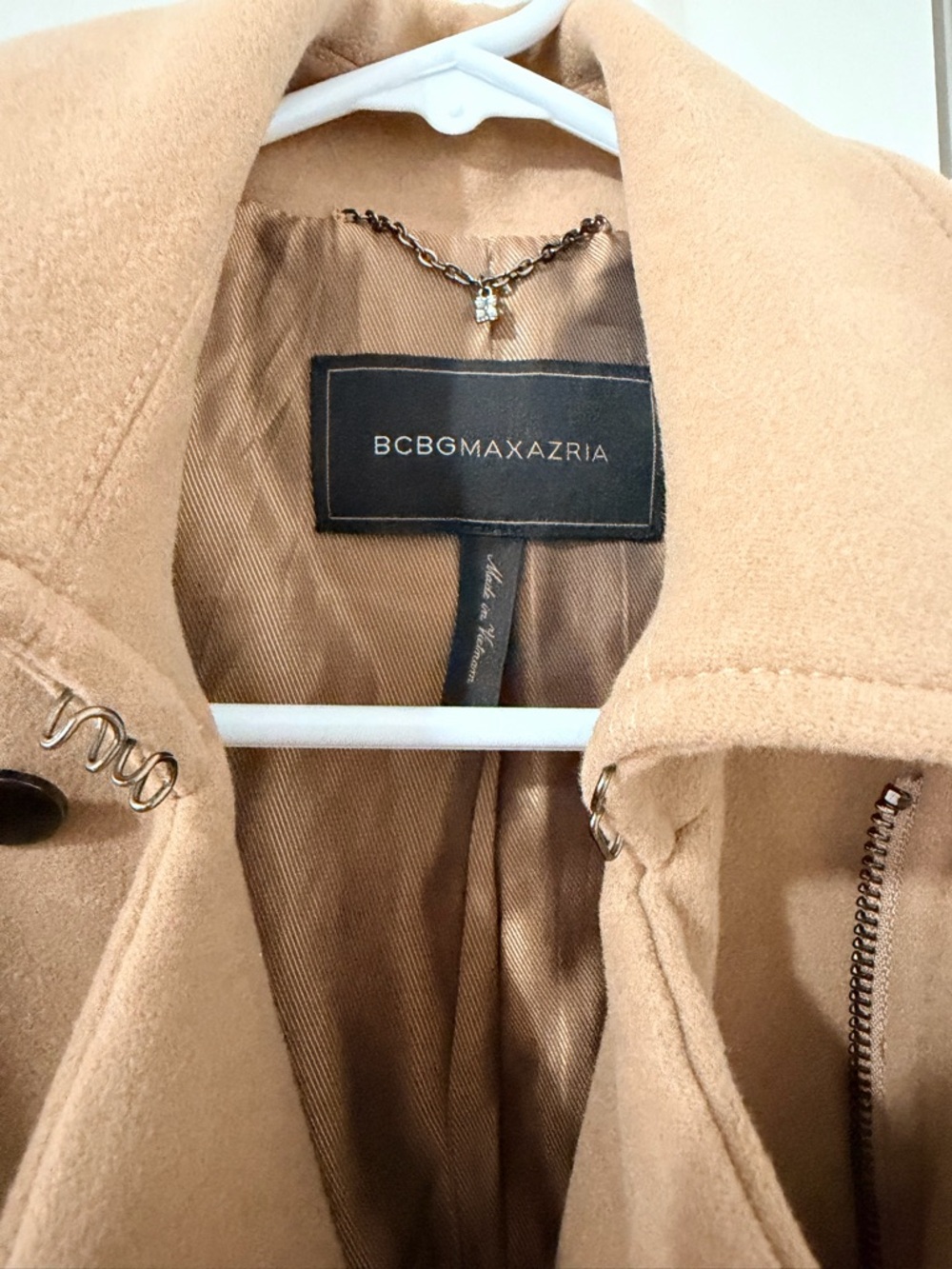 BCBGMaxAzria Tan Ruffle-Front Cropped Blazer Jacket - Picture 2 of 2